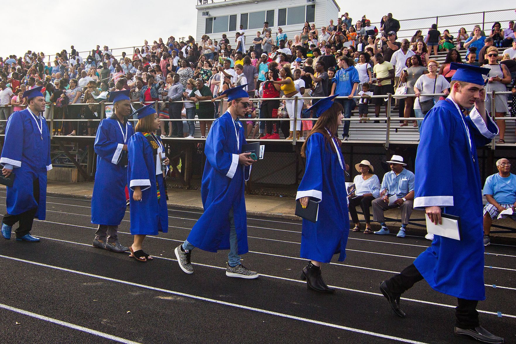 051919-dec-gal-graduation12